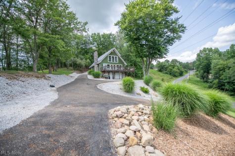 35 Niagara Trail Malvern OH 44644
