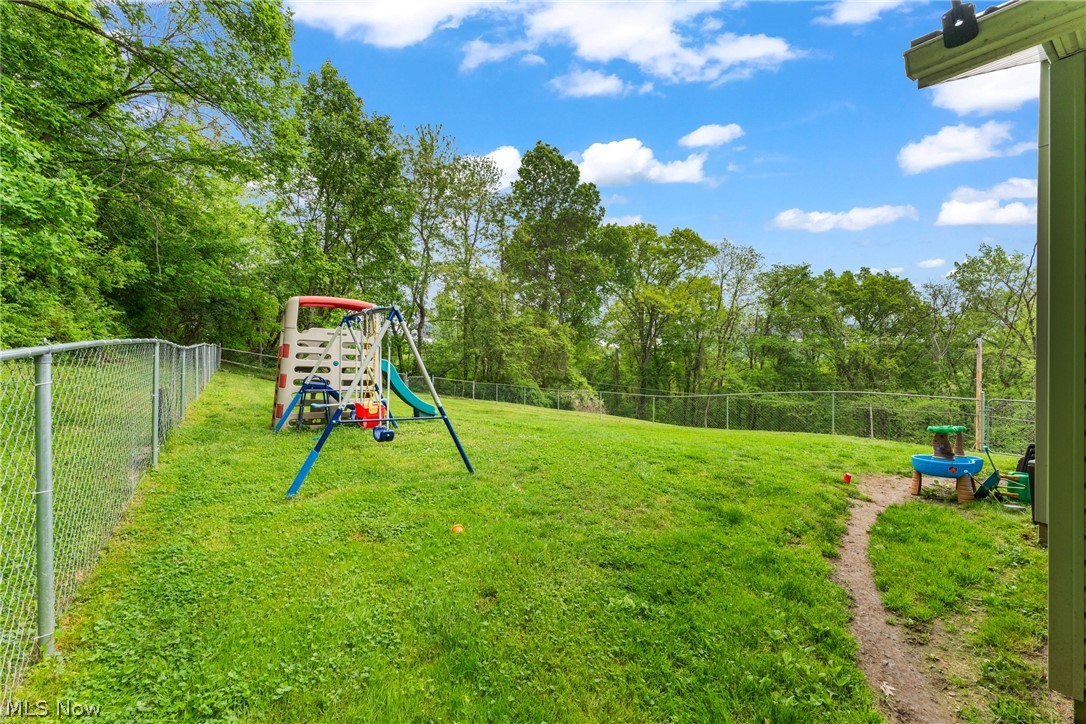 6942 Mount Pleasant Road NE Zoarville OH 44656