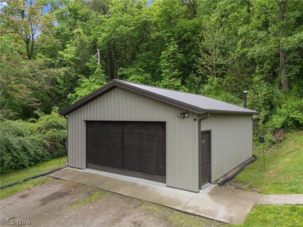 6942 Mount Pleasant Road NE Zoarville OH 44656