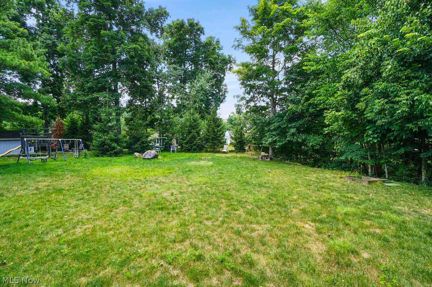 9500 Downers Grove Court Strongsville OH 44136