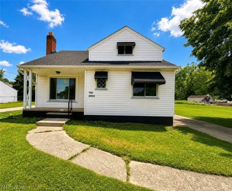 18909 Maple Heights Boulevard Maple Heights OH 44137