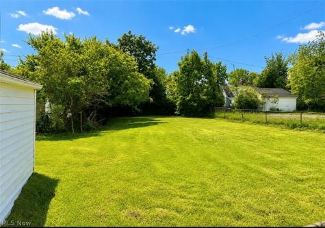 18909 Maple Heights Boulevard Maple Heights OH 44137