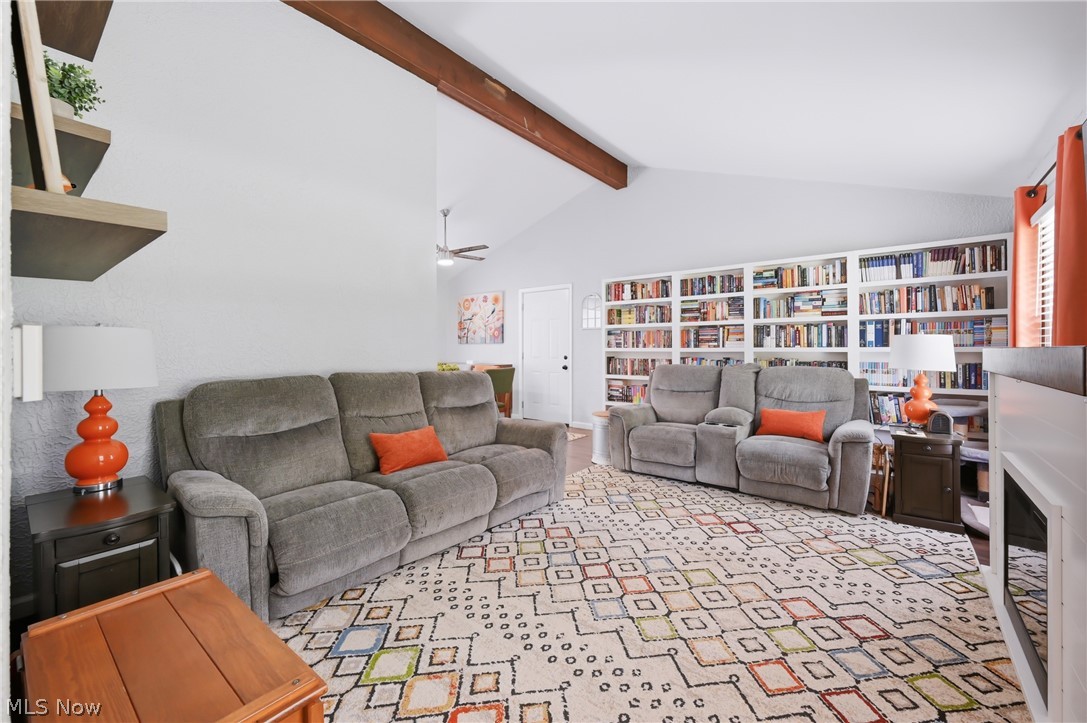 485 Grandview Avenue Hubbard OH 44425