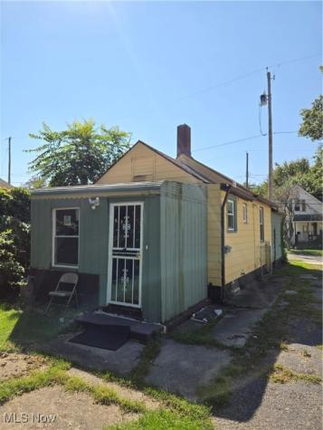 4339 E 72nd Street Cleveland OH 44105