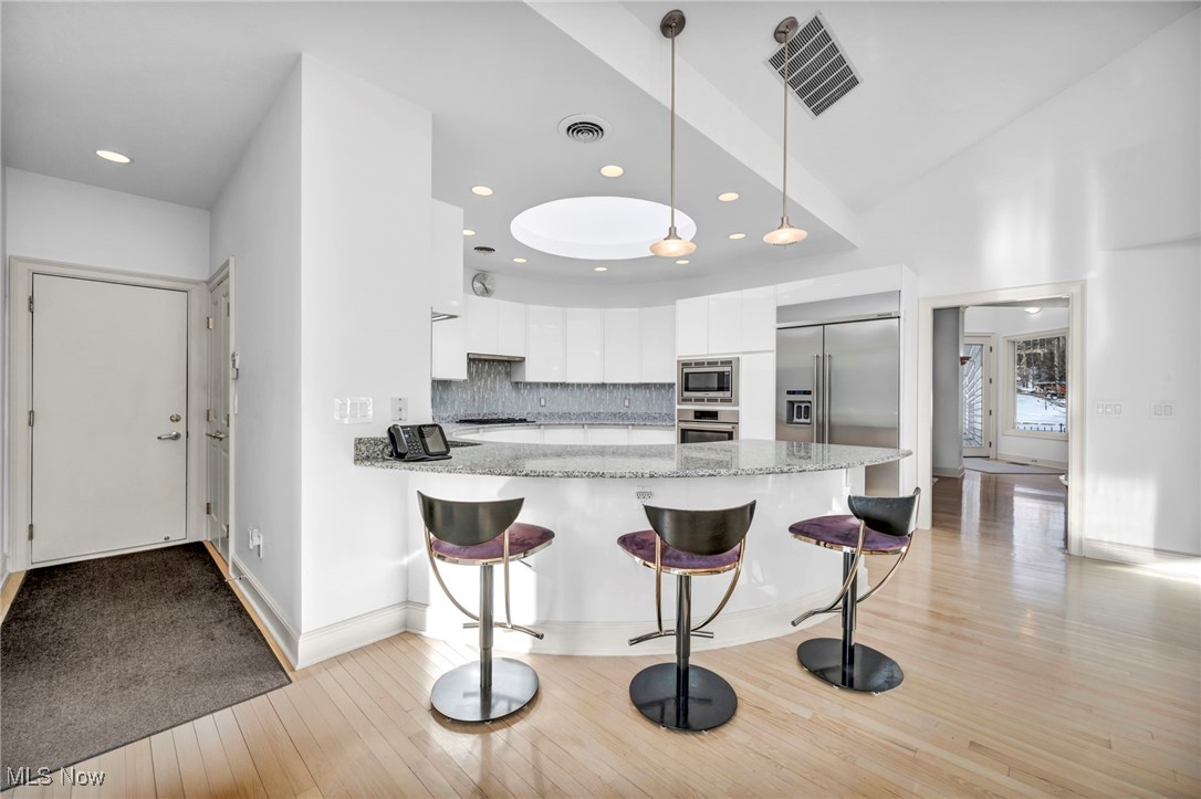 8709 Deer Creek Drive Broadview Heights OH 44147