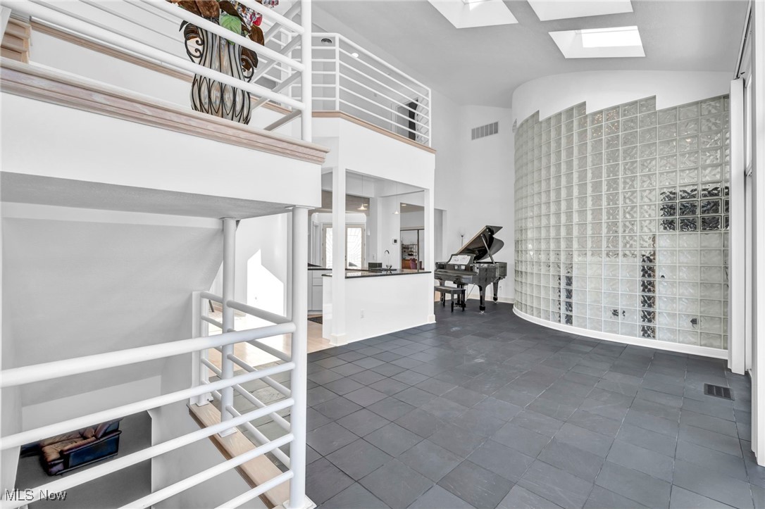 8709 Deer Creek Drive Broadview Heights OH 44147