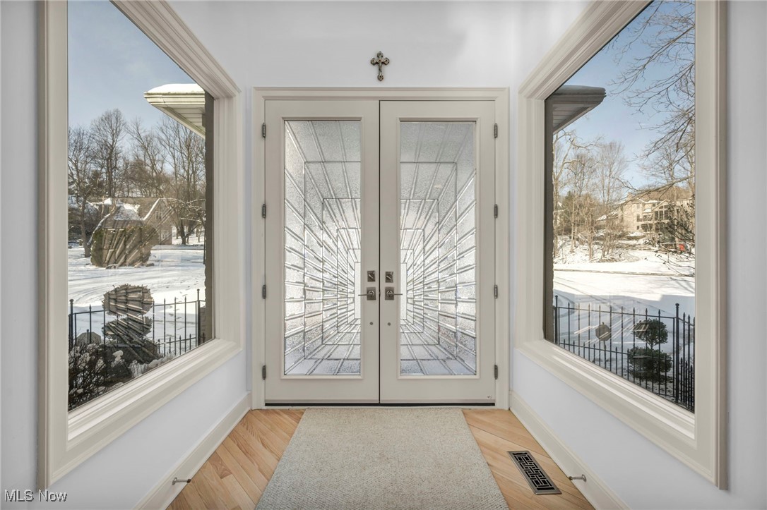 8709 Deer Creek Drive Broadview Heights OH 44147