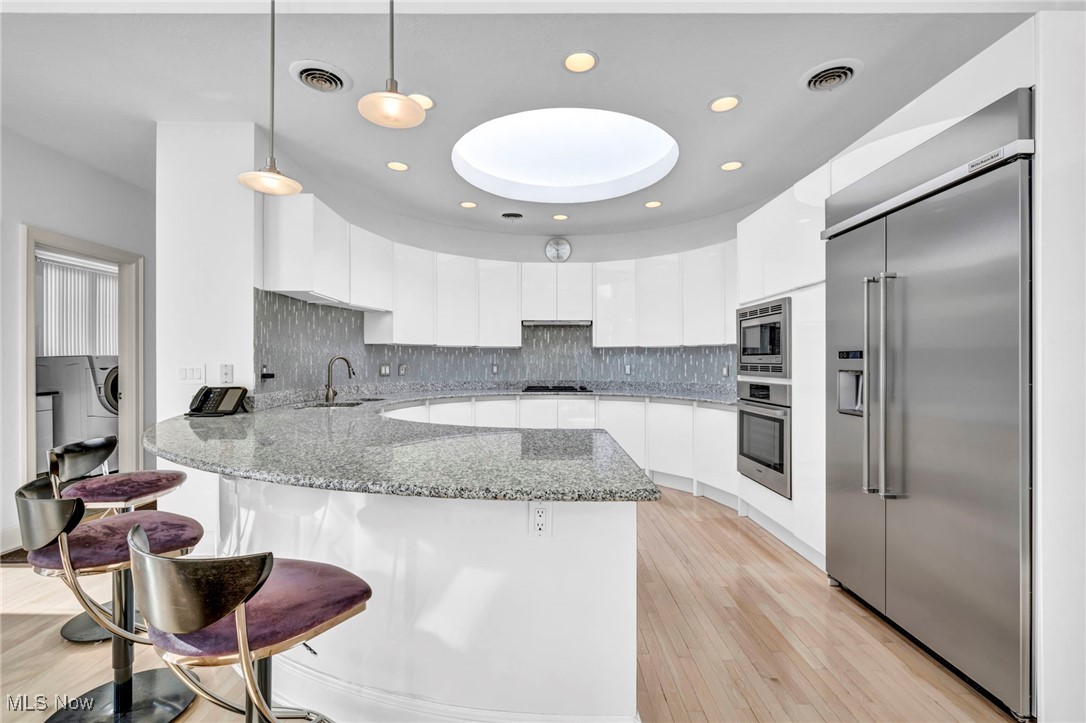 8709 Deer Creek Drive Broadview Heights OH 44147