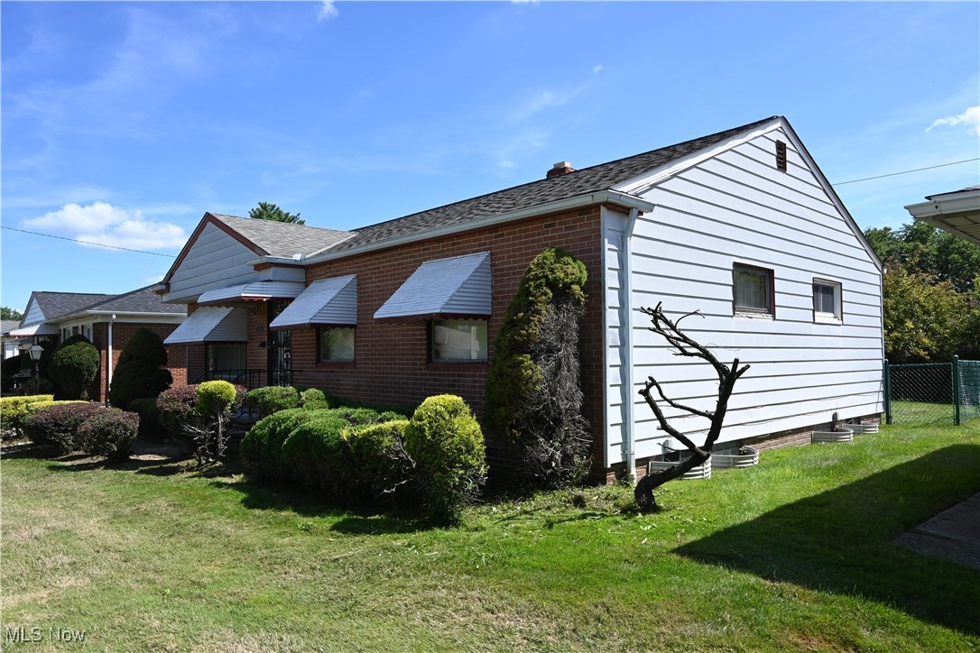 19502 Hathaway Lane Warrensville Heights OH 44122