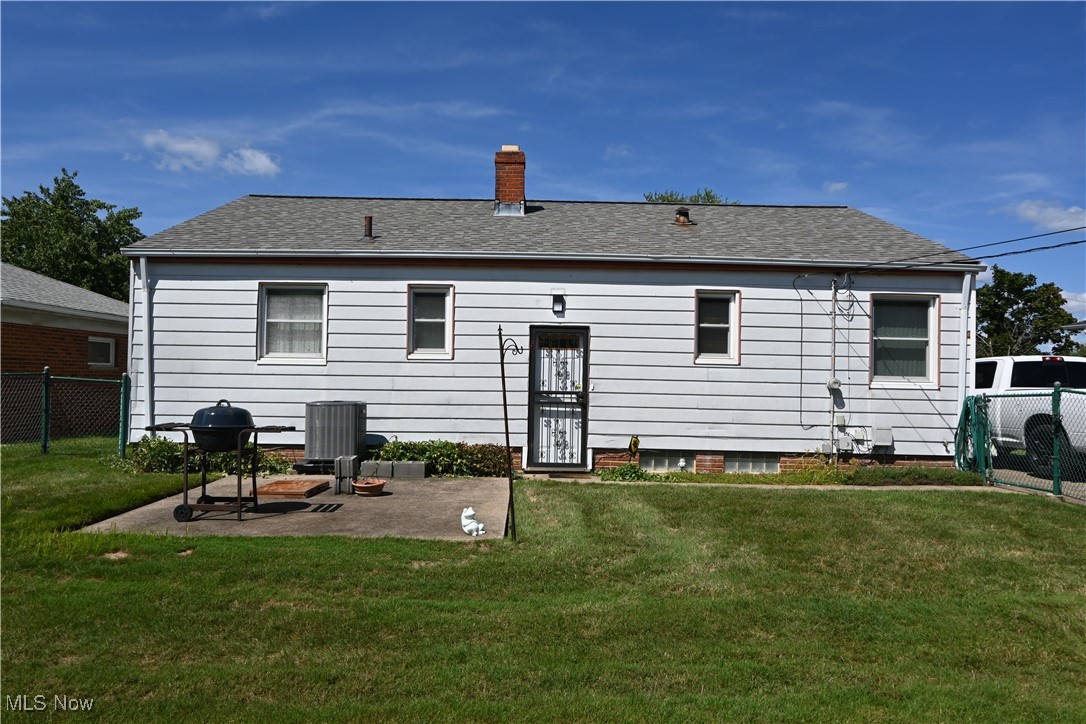 19502 Hathaway Lane Warrensville Heights OH 44122