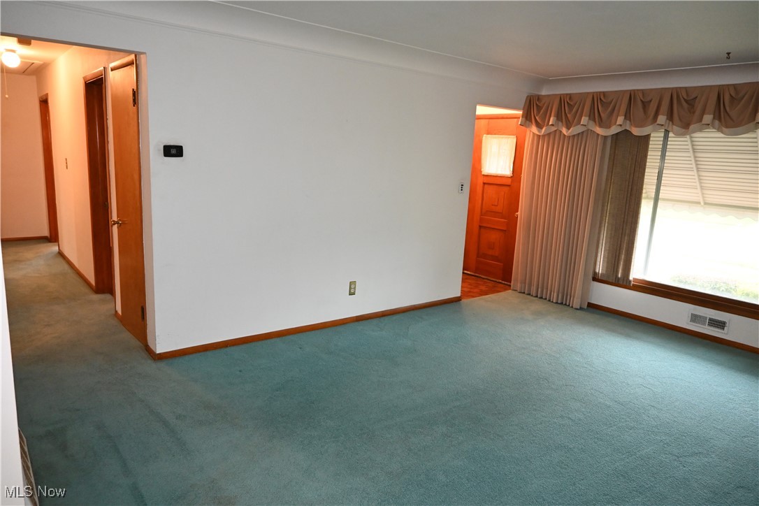 19502 Hathaway Lane Warrensville Heights OH 44122