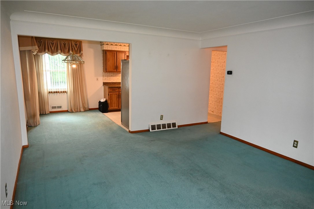 19502 Hathaway Lane Warrensville Heights OH 44122