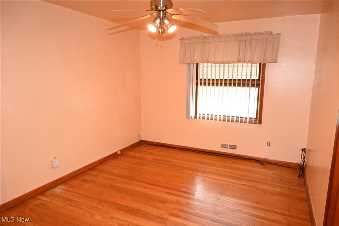 19502 Hathaway Lane Warrensville Heights OH 44122