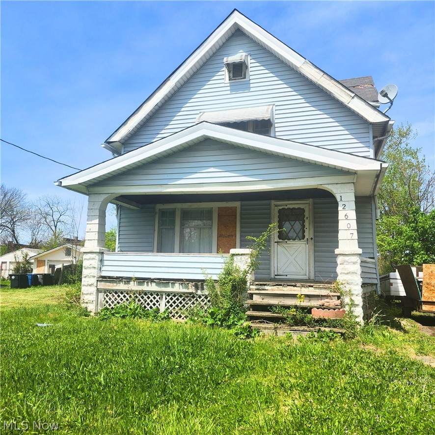 12607 Oakfield Avenue Cleveland OH 44105