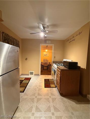 5209 E 114th Street Garfield Heights OH 44125