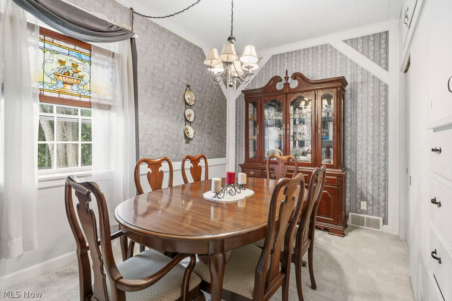 8949 Louisville Street NE Louisville OH 44641