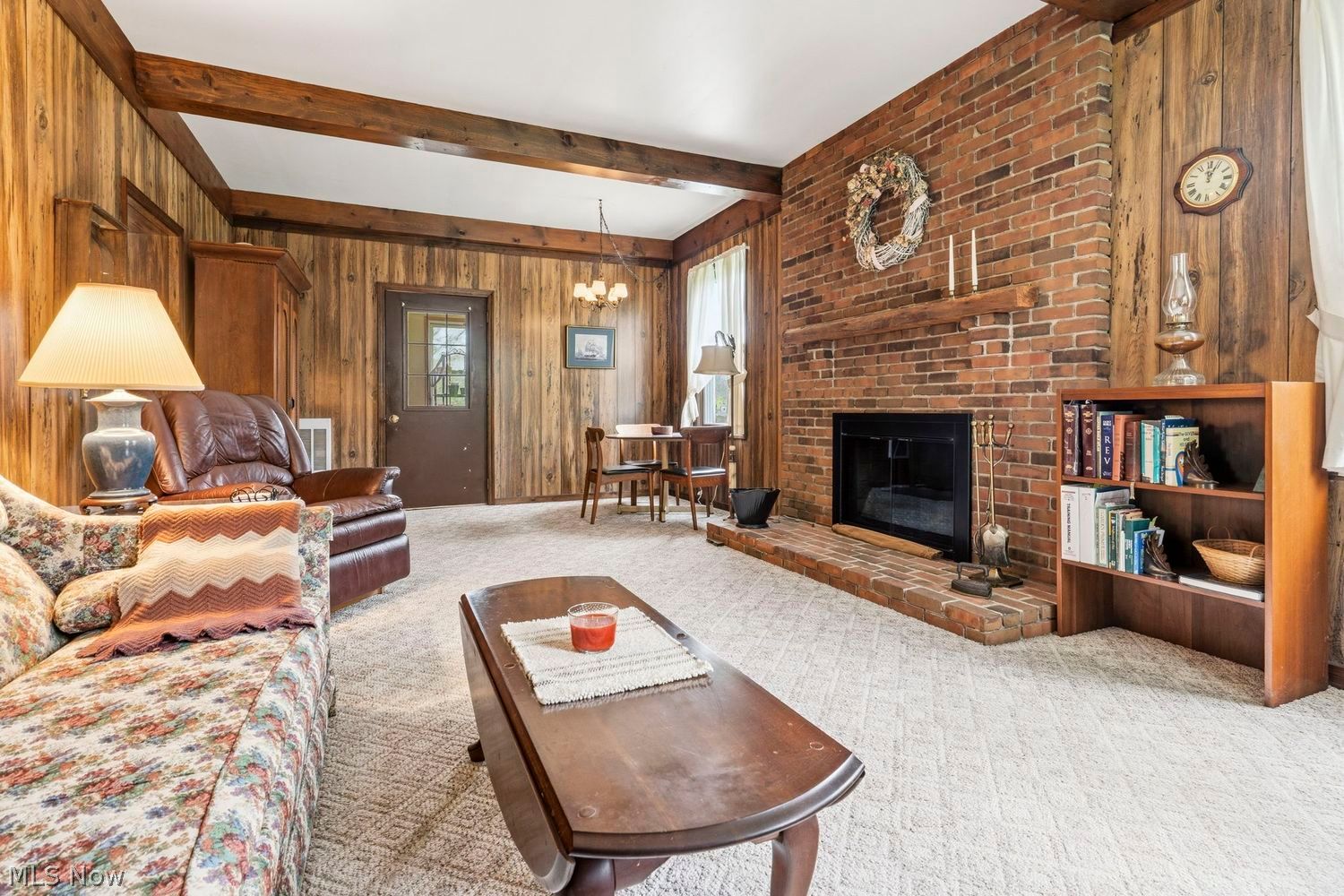 8949 Louisville Street NE Louisville OH 44641