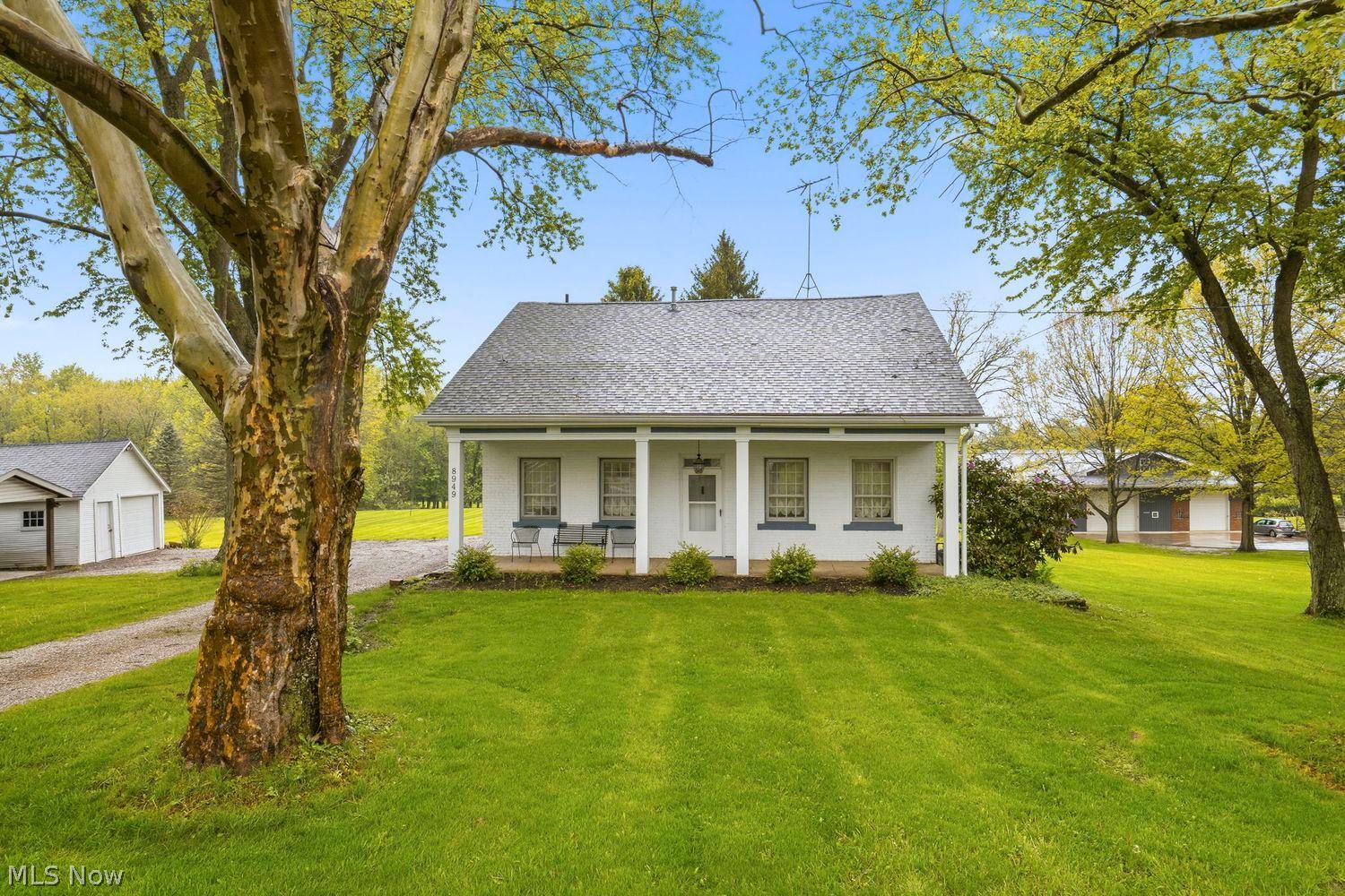 8949 Louisville Street NE Louisville OH 44641