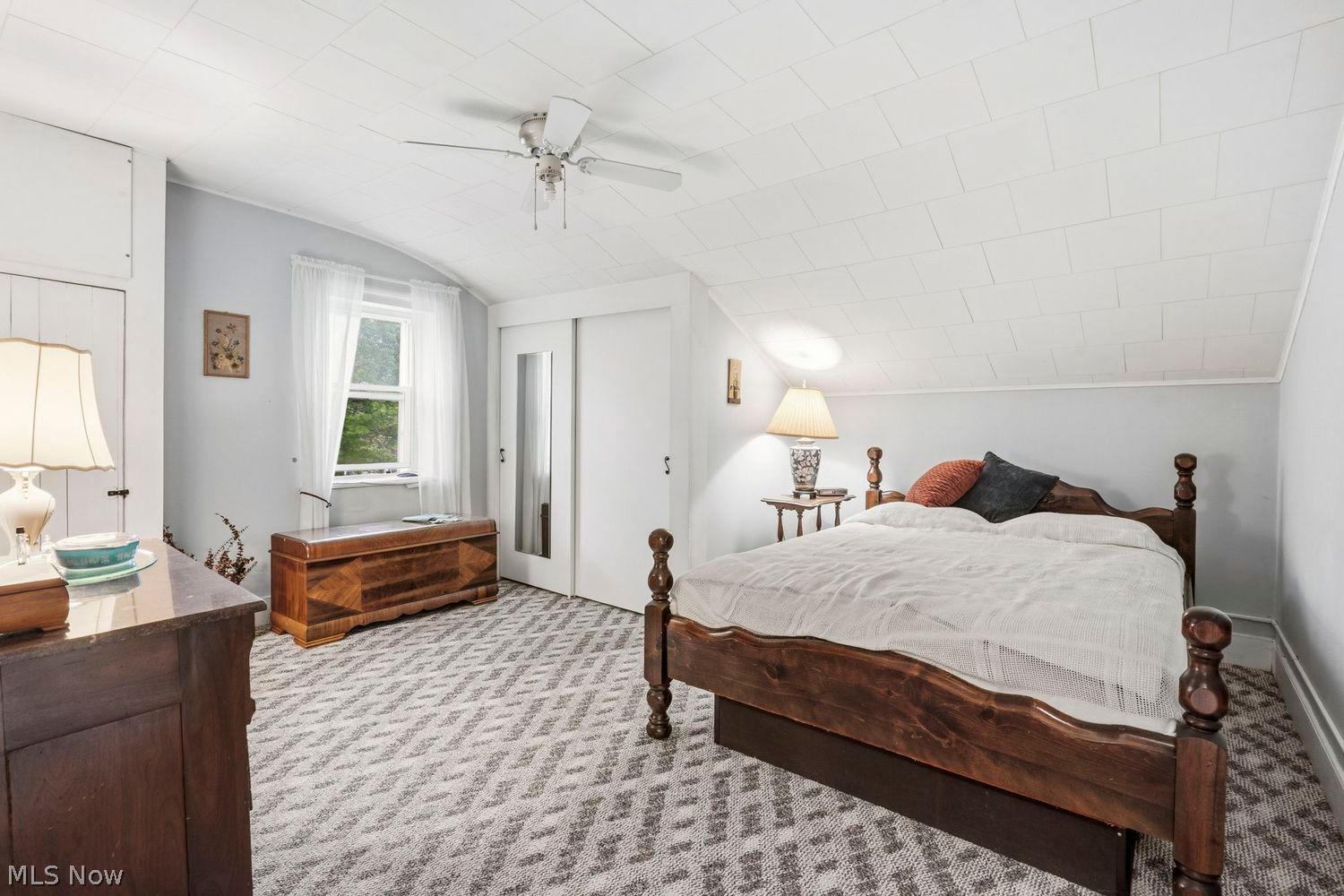 8949 Louisville Street NE Louisville OH 44641
