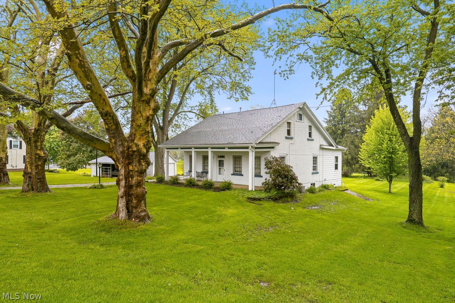 8949 Louisville Street NE Louisville OH 44641