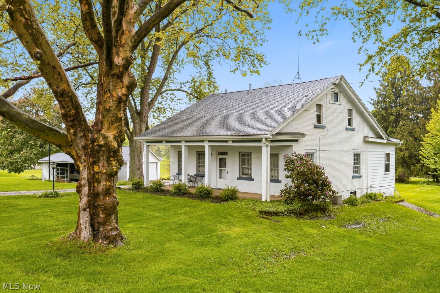 8949 Louisville Street NE Louisville OH 44641