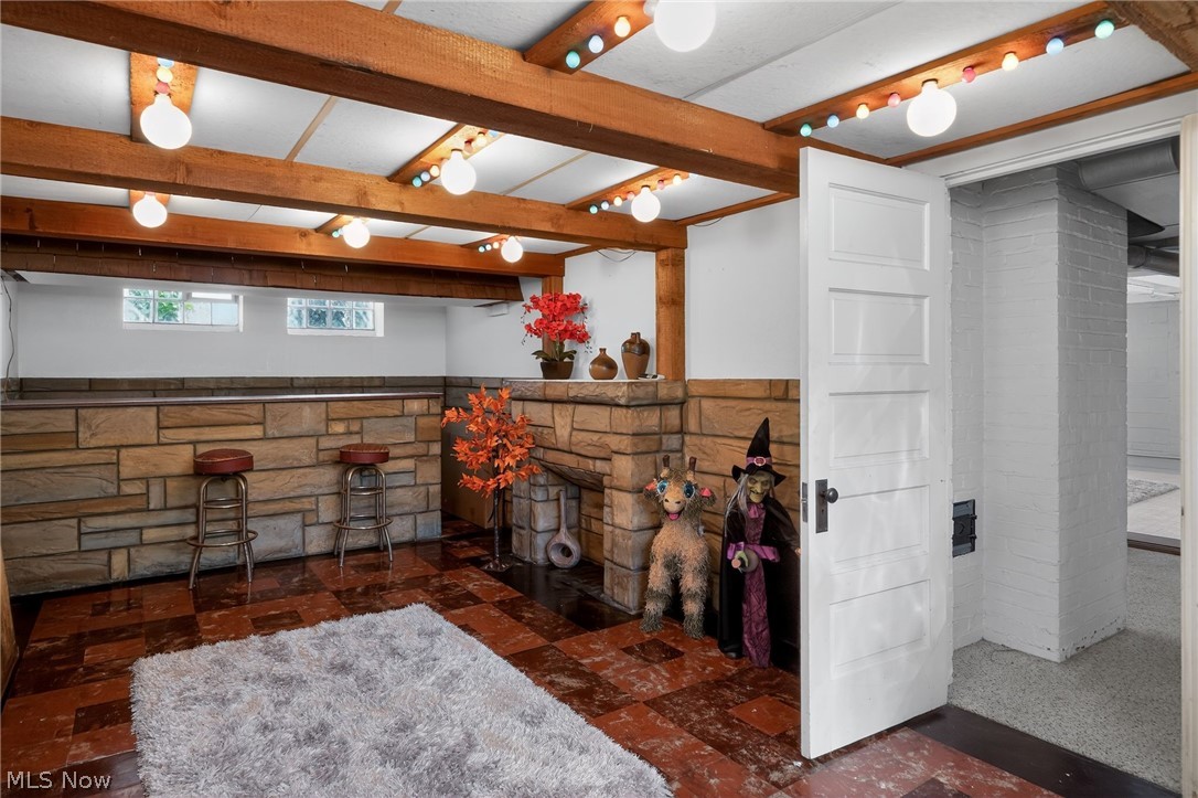 4787 Broadale Road Cleveland OH 44109