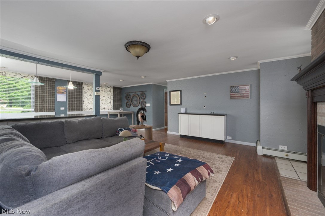 242 Elvira Court Mcdonald OH 44437