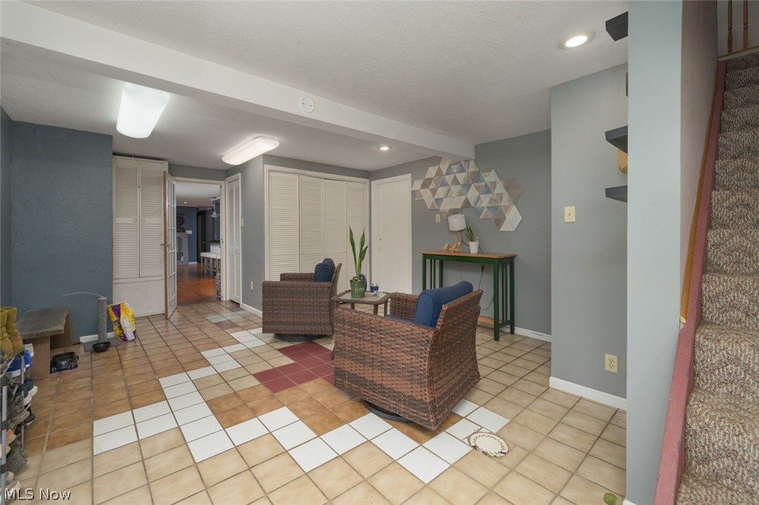 242 Elvira Court Mcdonald OH 44437