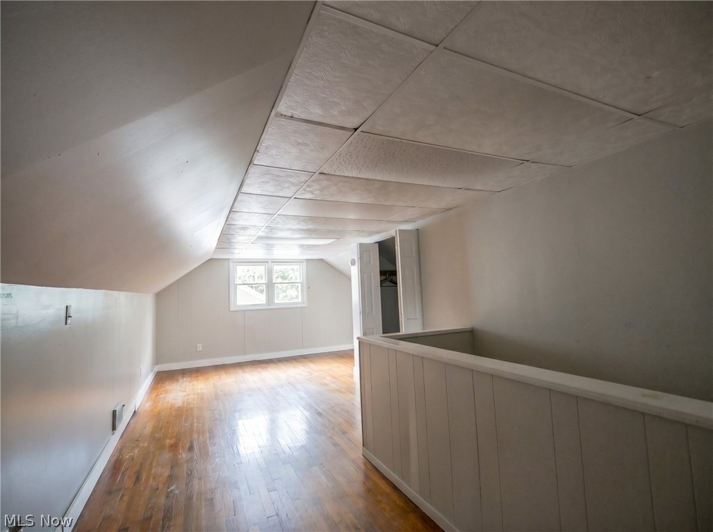 50 Glacier Avenue Youngstown OH 44509