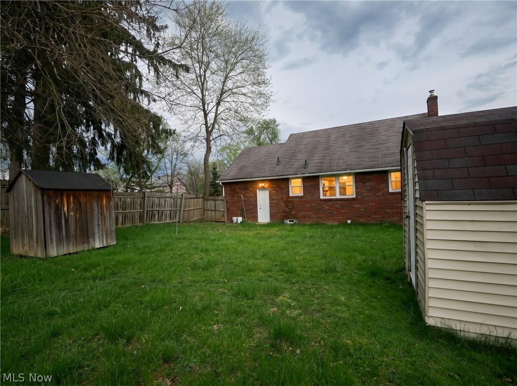 50 Glacier Avenue Youngstown OH 44509
