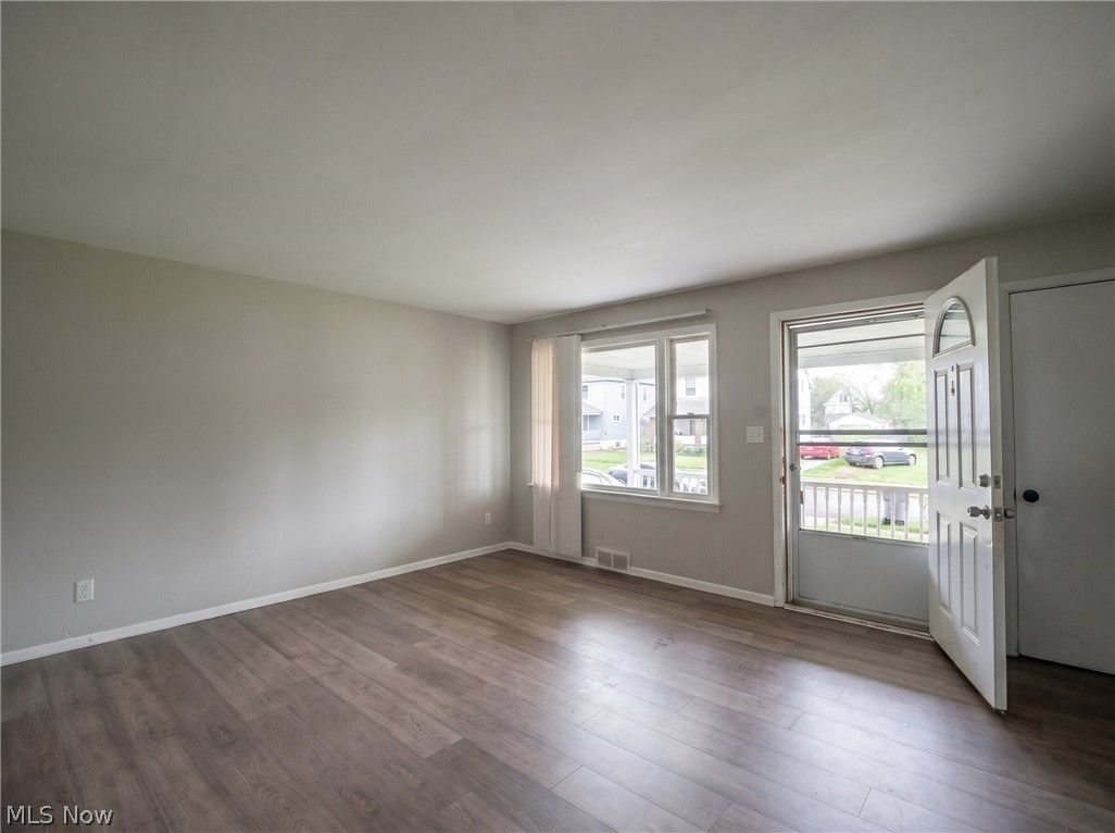 50 Glacier Avenue Youngstown OH 44509