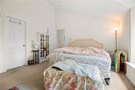 4982 Penny Lane North Olmsted OH 44070