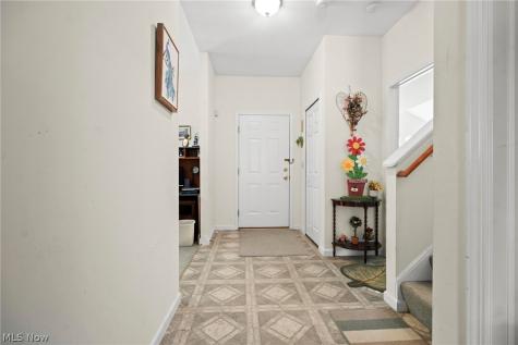 4982 Penny Lane North Olmsted OH 44070