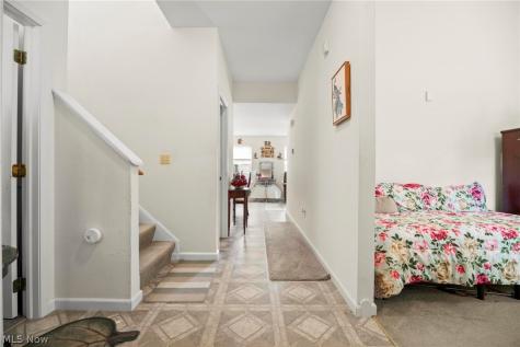 4982 Penny Lane North Olmsted OH 44070