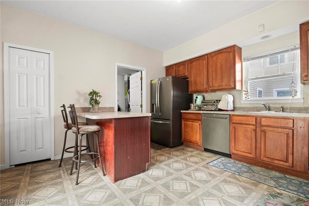 4982 Penny Lane North Olmsted OH 44070