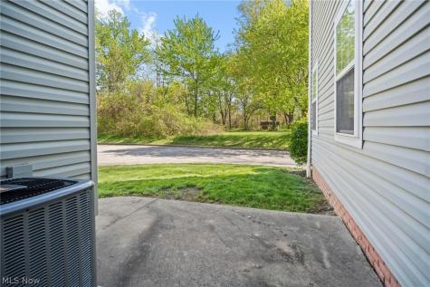 4982 Penny Lane North Olmsted OH 44070