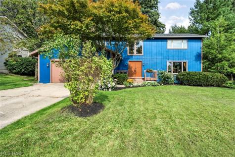 3379 S Smith Road Fairlawn OH 44333