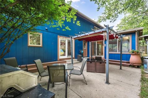 3379 S Smith Road Fairlawn OH 44333