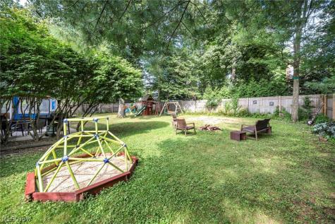3379 S Smith Road Fairlawn OH 44333