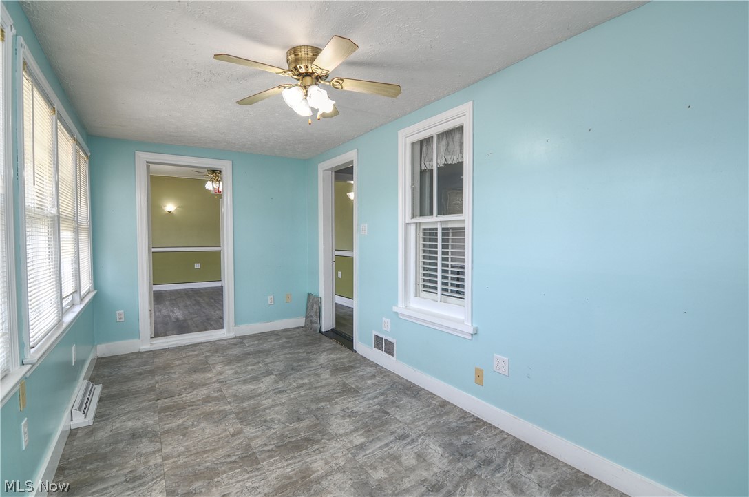 25 31st Street SW Barberton OH 44203
