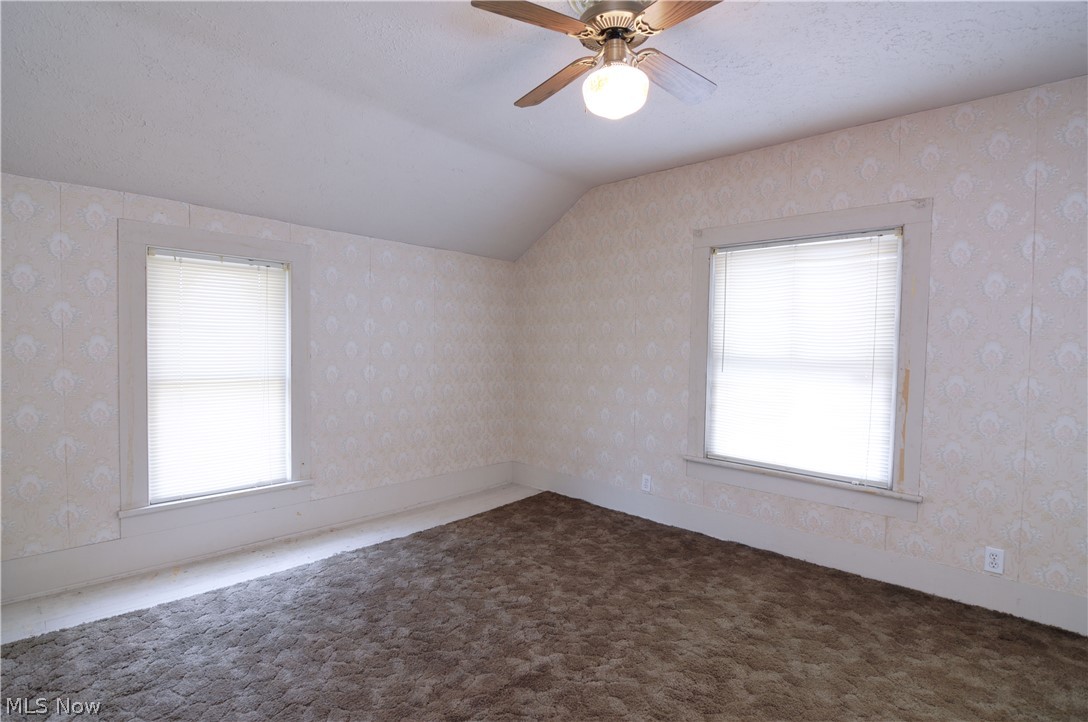 25 31st Street SW Barberton OH 44203