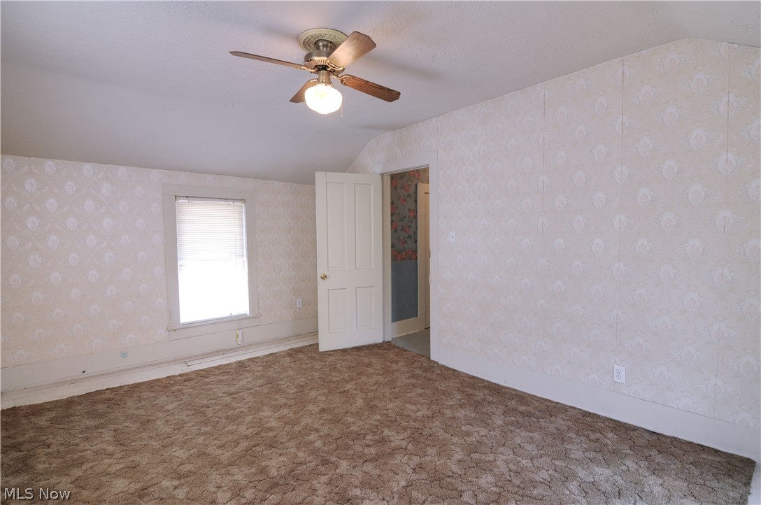 25 31st Street SW Barberton OH 44203