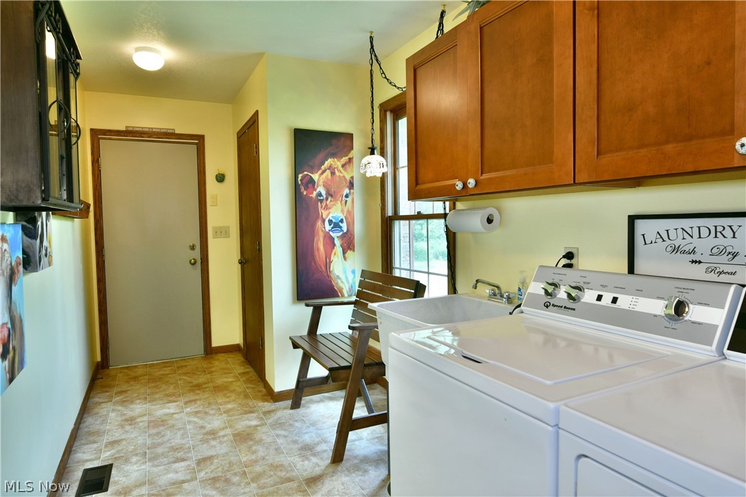 17655 Ellsworth Road Lake Milton OH 44429