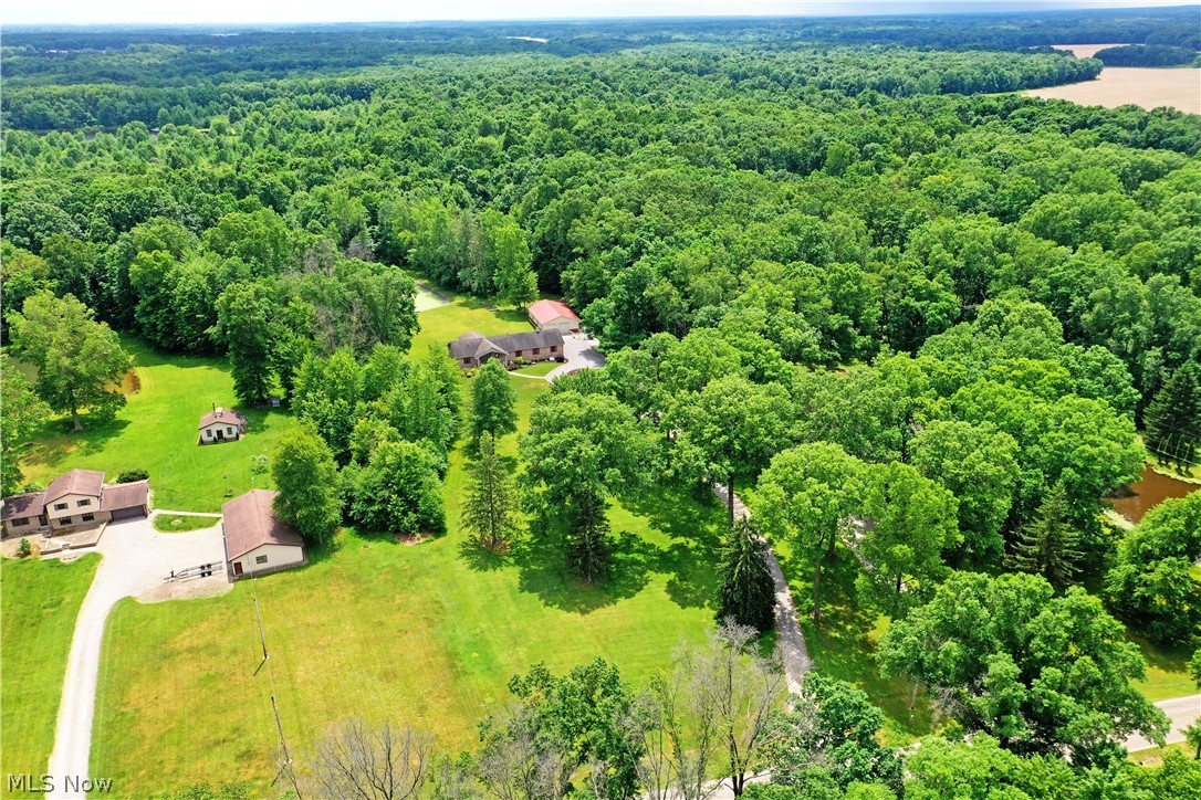 17655 Ellsworth Road Lake Milton OH 44429