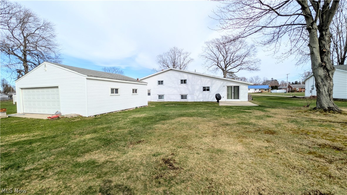 831 Mill Street Conneaut OH 44030