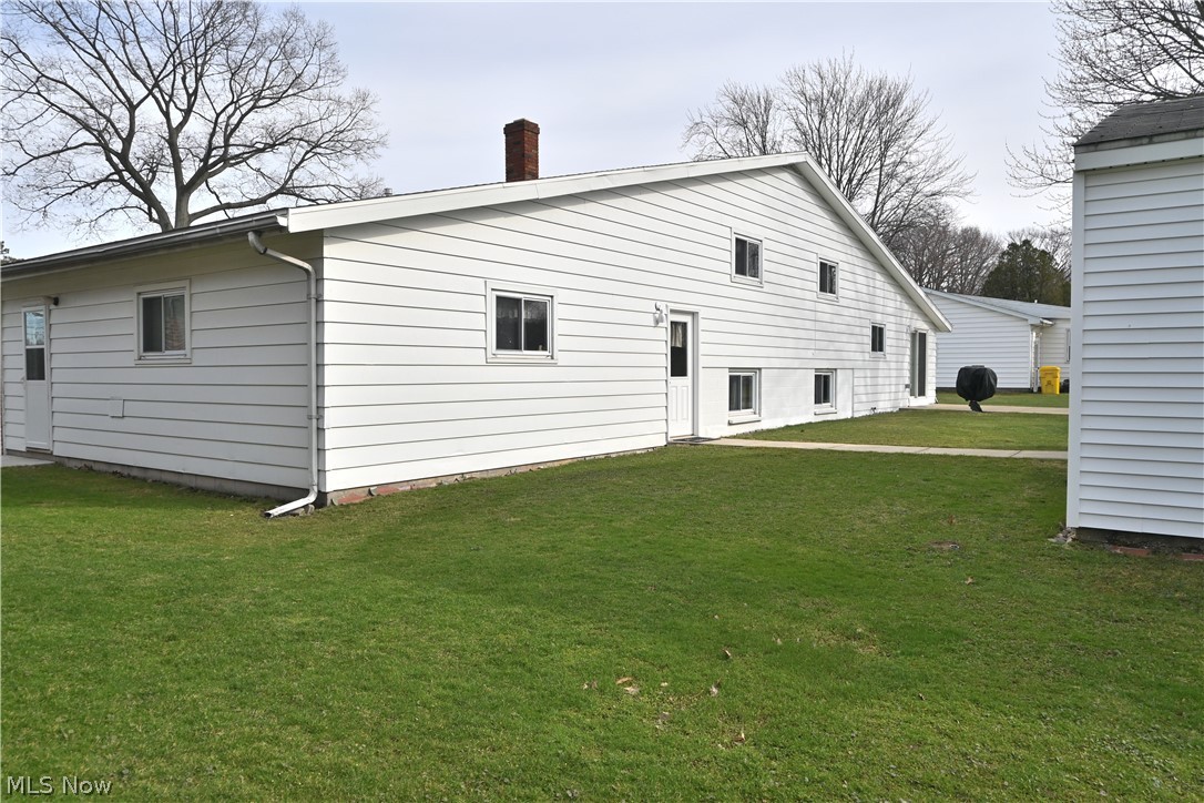 831 Mill Street Conneaut OH 44030