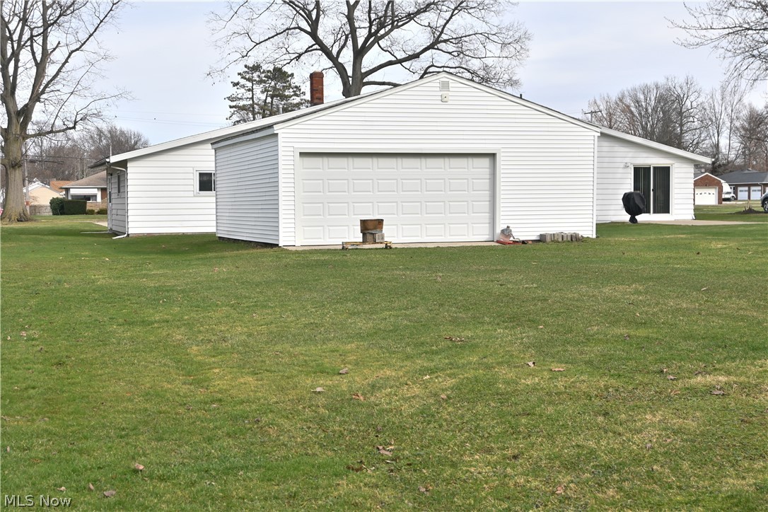 831 Mill Street Conneaut OH 44030