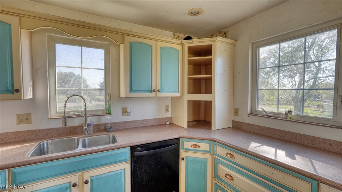 4896 High Hill Road Cambridge OH 43725
