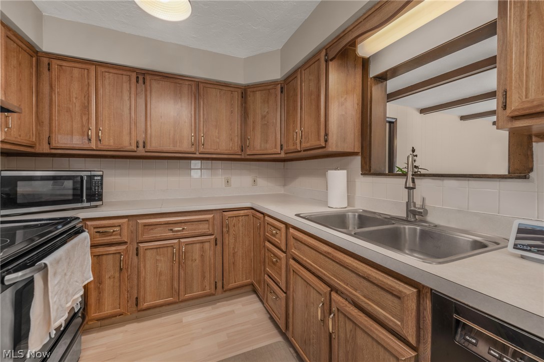 25807 Westwood Road Westlake OH 44145