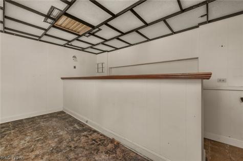 25807 Westwood Road Westlake OH 44145